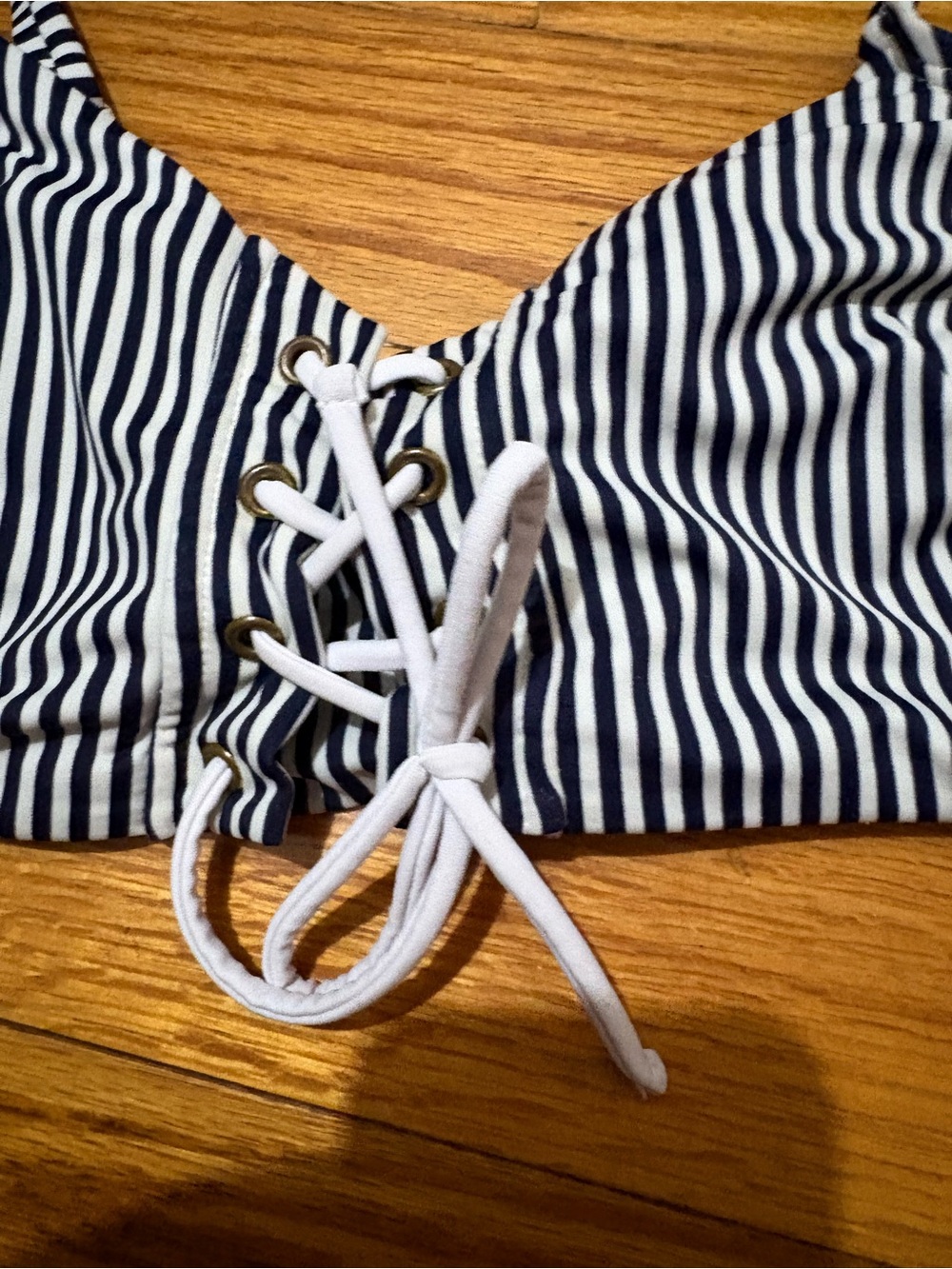 Women’s 2pc target bikini tops - Picture 5 of 9